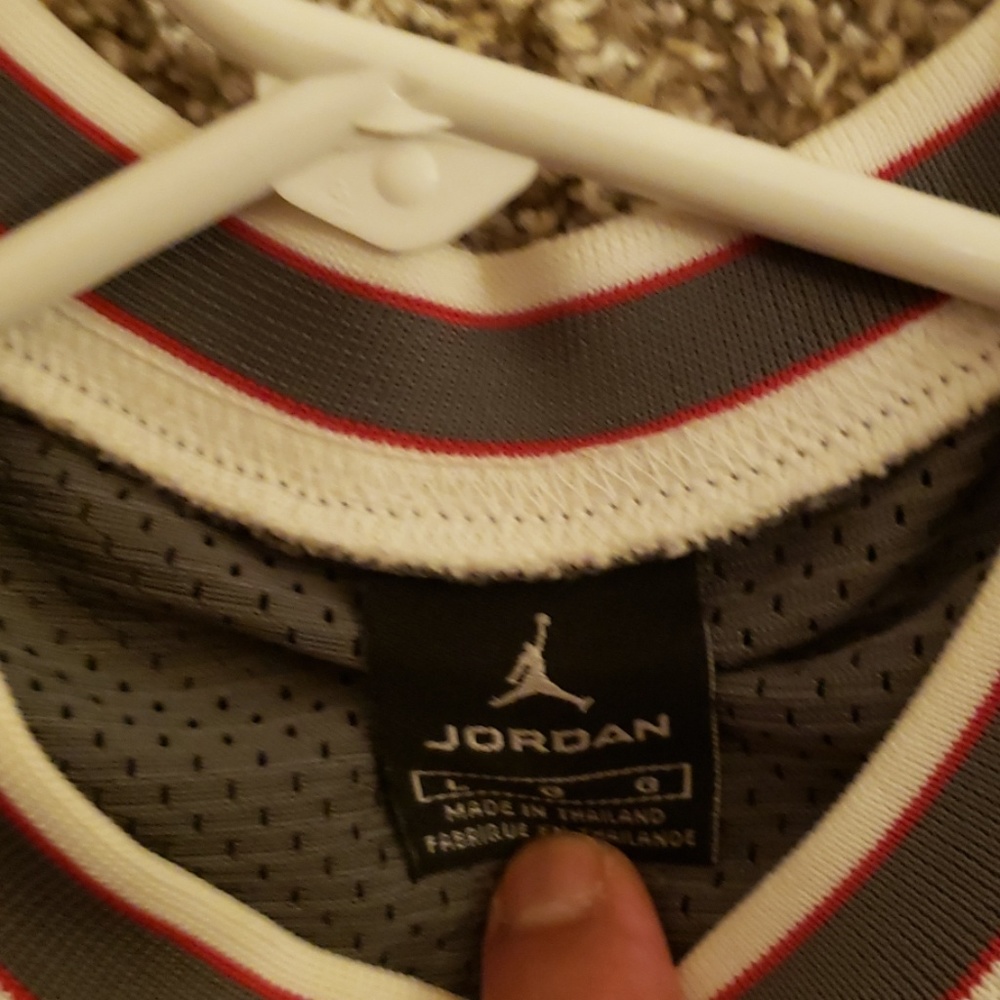 Jprdan basketball jersey - Picture 2 of 3
